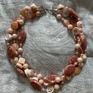 Elegant Pink and Cream Beaded Necklace